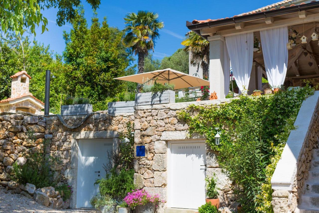 White Cottage Heritage House Чижичи Экстерьер фото